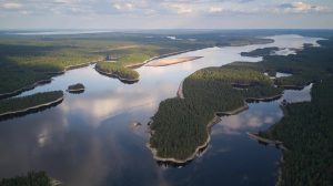 Карелия - край лесов, озёр и рек